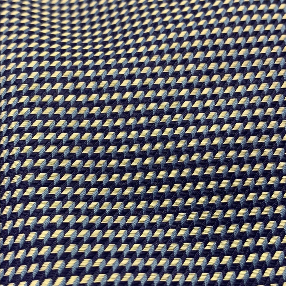 Excellent Condition! Talbot Button Down Shirt Blue - image 2